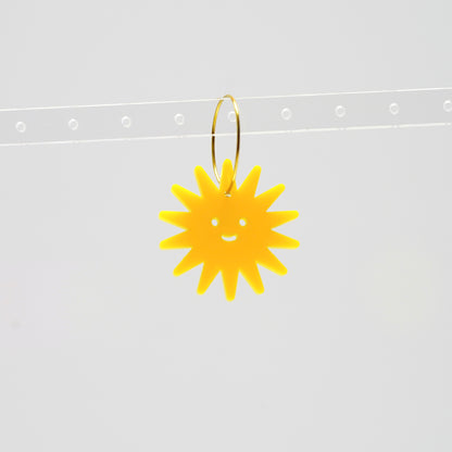 Star Creature Earrings Yellow Kuppi and Bear