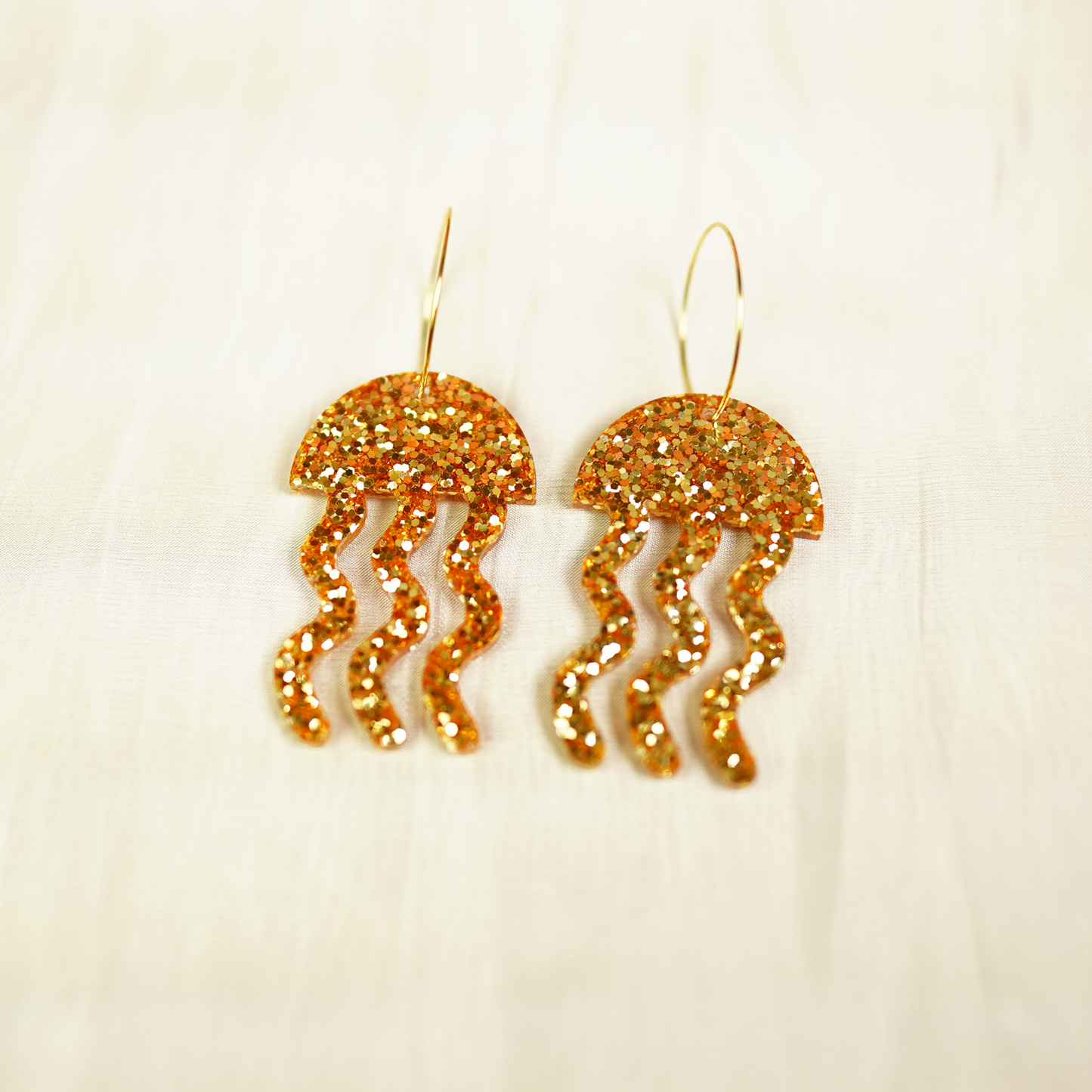 Resin jellyfish earrings gold