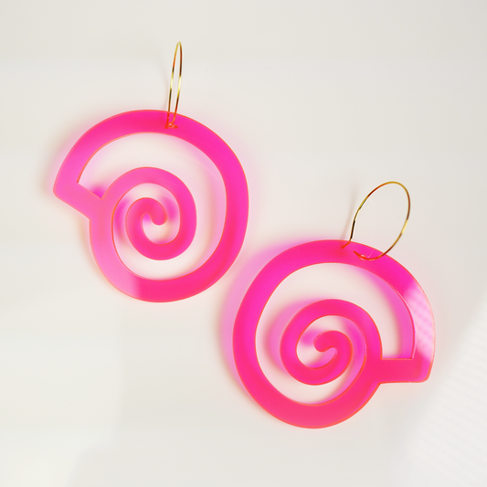 Seashell cutout big hoop earrings (Clear Fluro Pink)