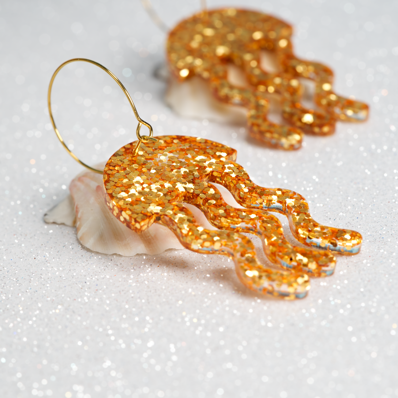 Resin jellyfish earrings gold