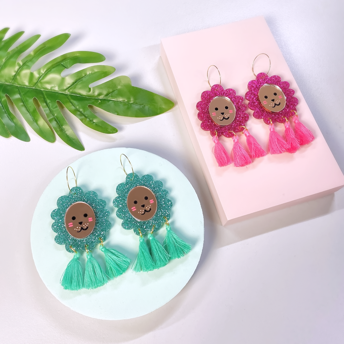 Lion head glitter hoop earrings (green) - Hoop Earrings - Kuppiandbear