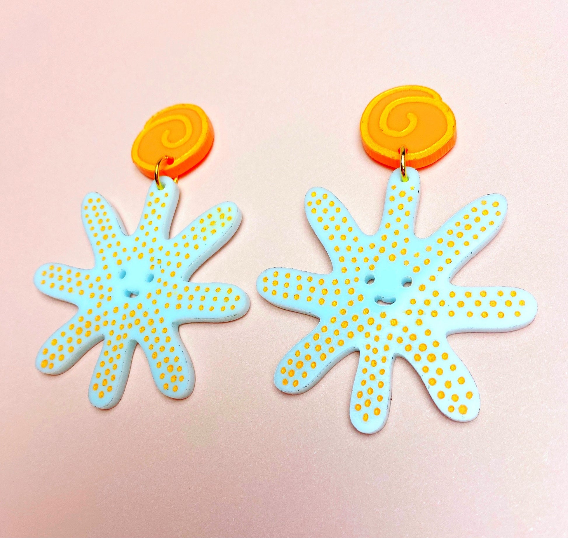 Baby Starfish With Seashell Acrylic Earrings - Earrings - Kuppiandbear