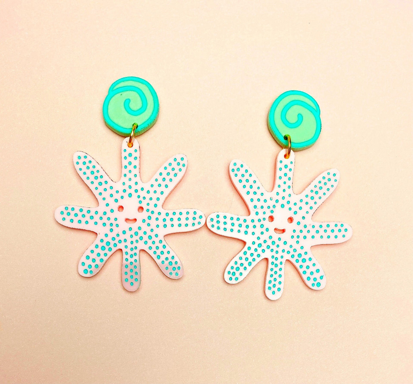 Baby Starfish With Seashell Acrylic Earrings - Earrings - Kuppiandbear